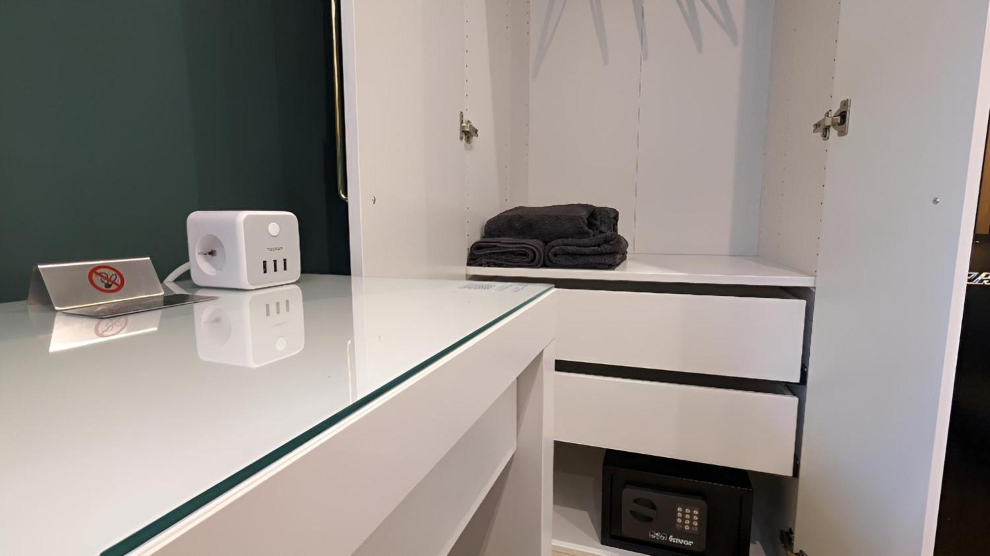 3 Rooms - Zimmervermietung Naehe Flughafen Ber - Gratis Wlan, Parken & Netflix ベルリン エクステリア 写真